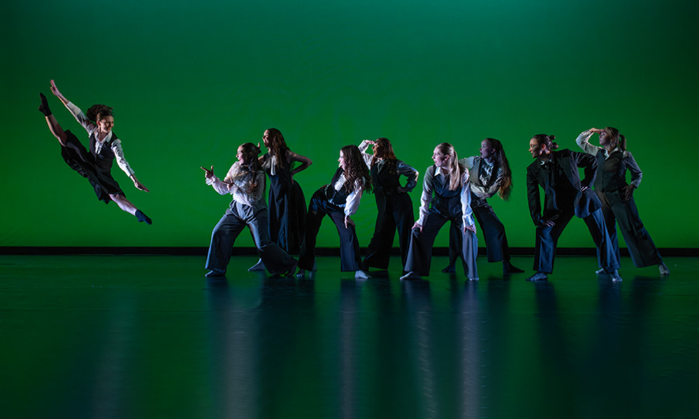 ${_SerializerTool.serialize($articlepage.getChild('system-data-structure').getChild('large-image').getChild('display-name'),true)}