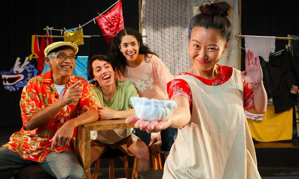 <em>The Great Race: The Story of The Chinese Zodiac</em><br />Produced by Honolulu Theatre for Youth of Honolulu, HI<br />Sun, Mar 1 @ 6:30 pm<br />CONCERT HALL ${_SerializerTool.serialize($articlepage.getChild('system-data-structure').getChild('large-image').getChild('display-name'),true)}